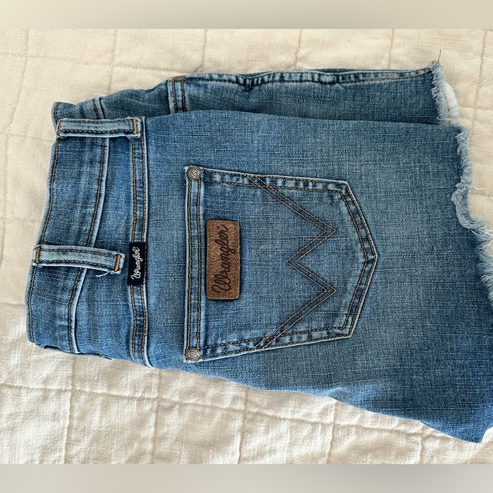 Wrangler cut off shorts